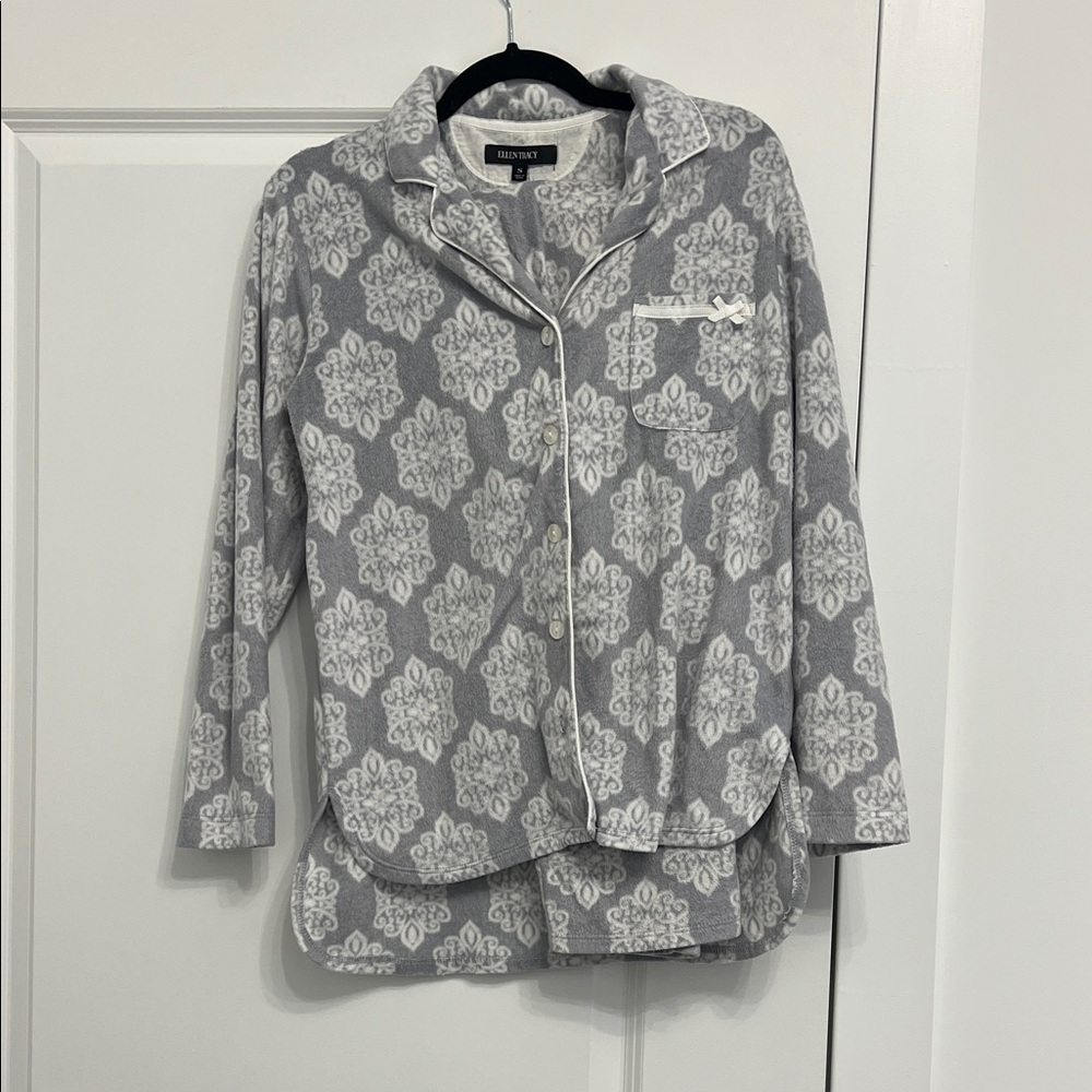 Ellen Tracy Gray and White Pajama Set